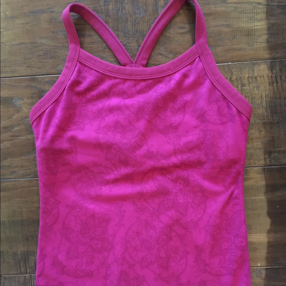 Lululemon tank