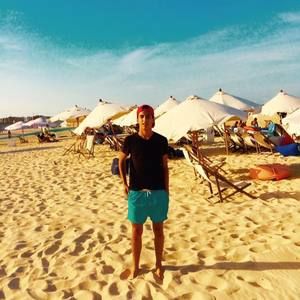 Meet your Posher, Abdalla