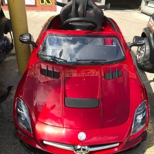 Kids ride on car with screen mp4 connection