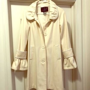 B.B. Dakota winter white overcoat