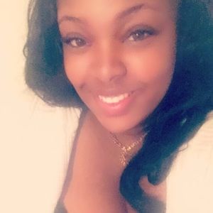 Meet your Posher, Lynette