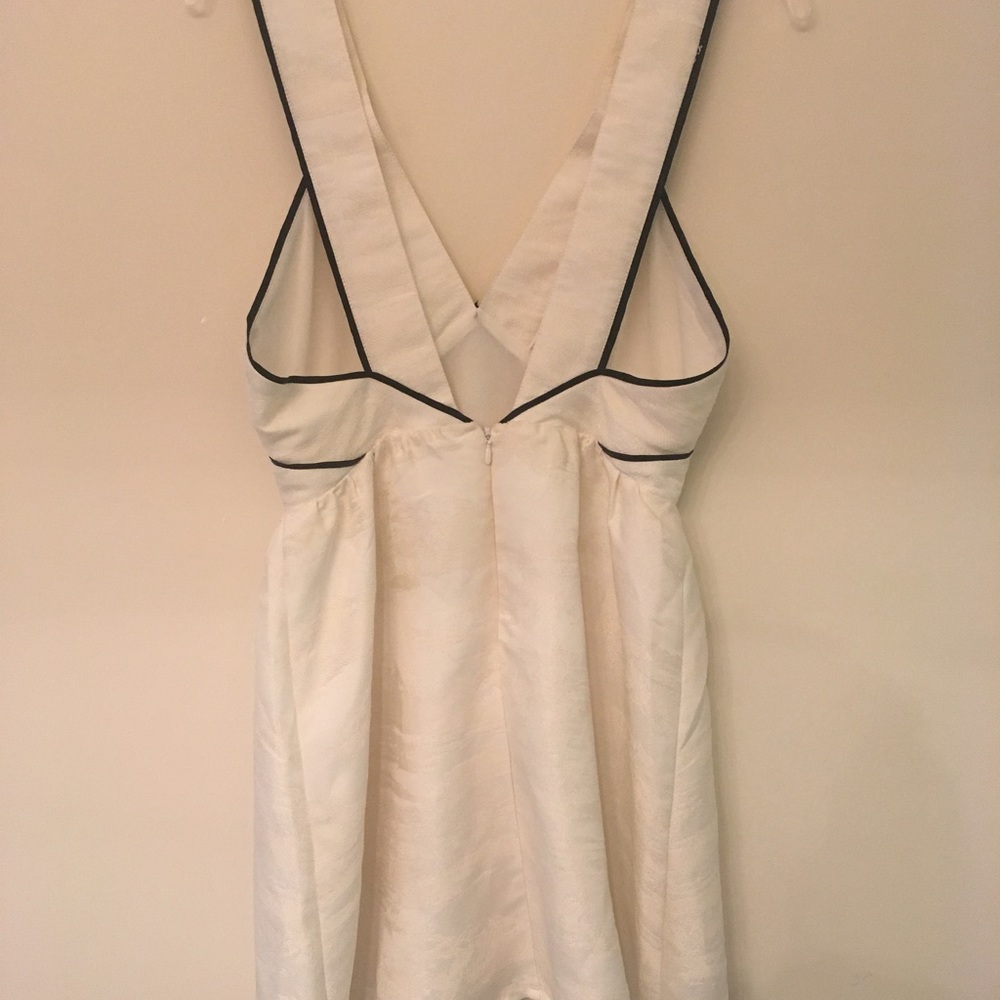 H&M WHITE DRESS - Picture 2 of 6
