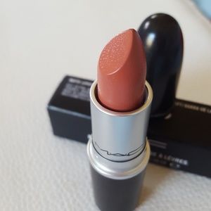 MAC Matte Lipstick in Velvet Teddy
