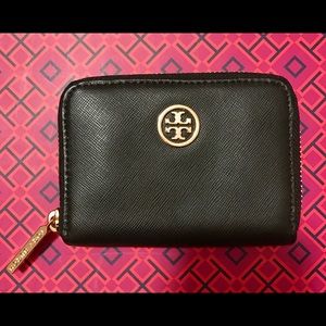Authentic Tory Burch Robinson Zip Coin Case 🛍