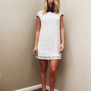 Short lace dress