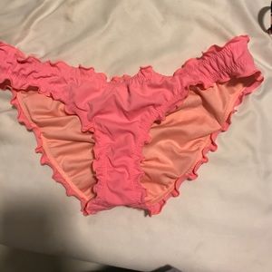 ruffled bikini bottoms