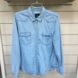 American Eagle || (L) Worn Denim Women's LS Tee