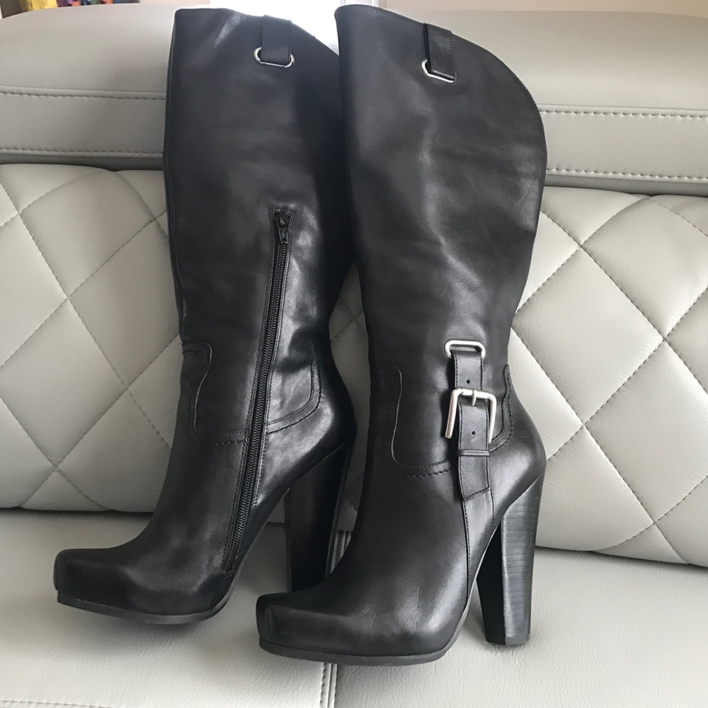 JESSICA SIMPSON Leather Boots