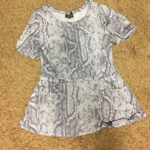 Jaanuu snakes skin scrub top