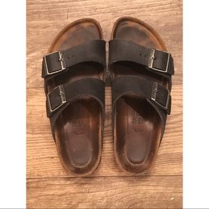 Black Arizona Birkenstocks 38