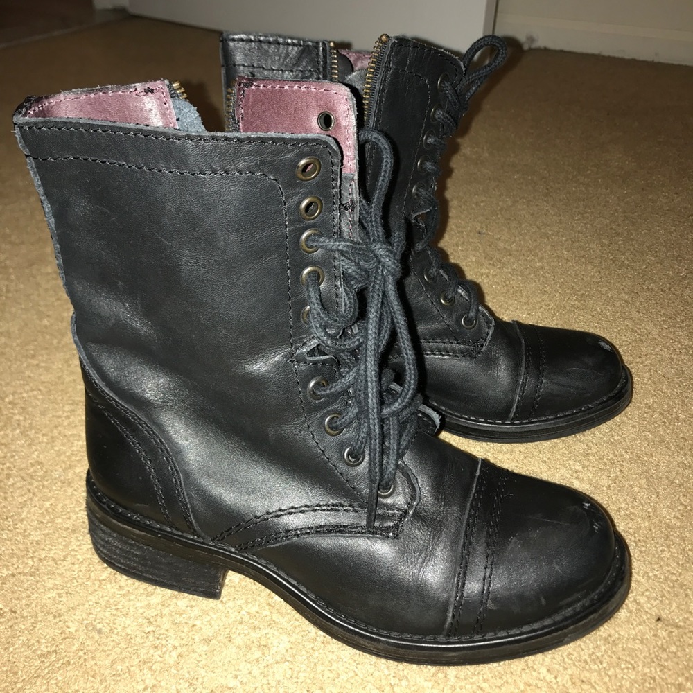 Steve Madden combat boots 🍁