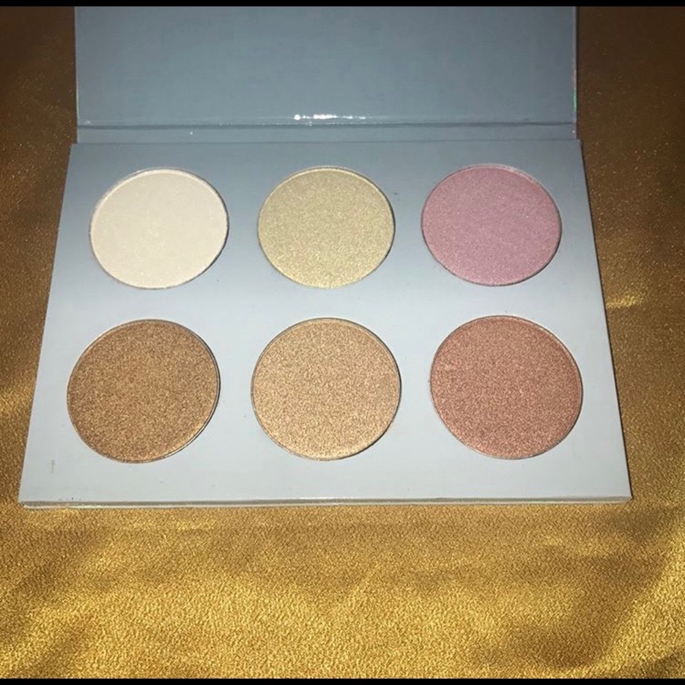 6 Colored Highlight Palette