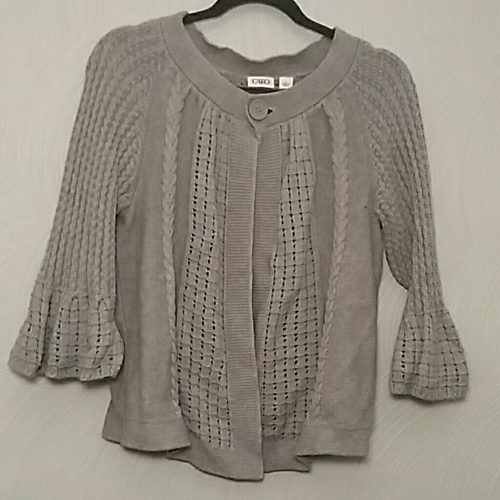 Knit cardigan/sweater
