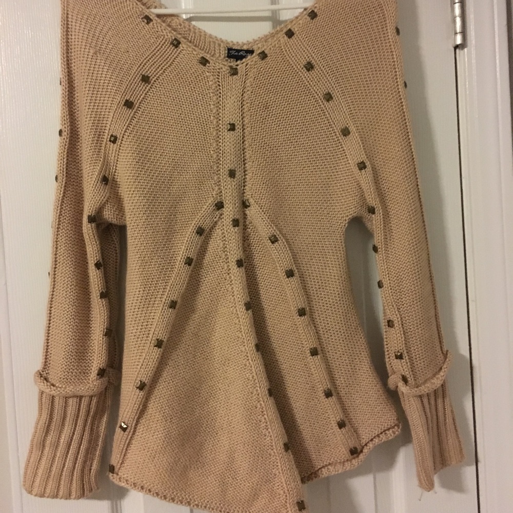 Boutique sweater