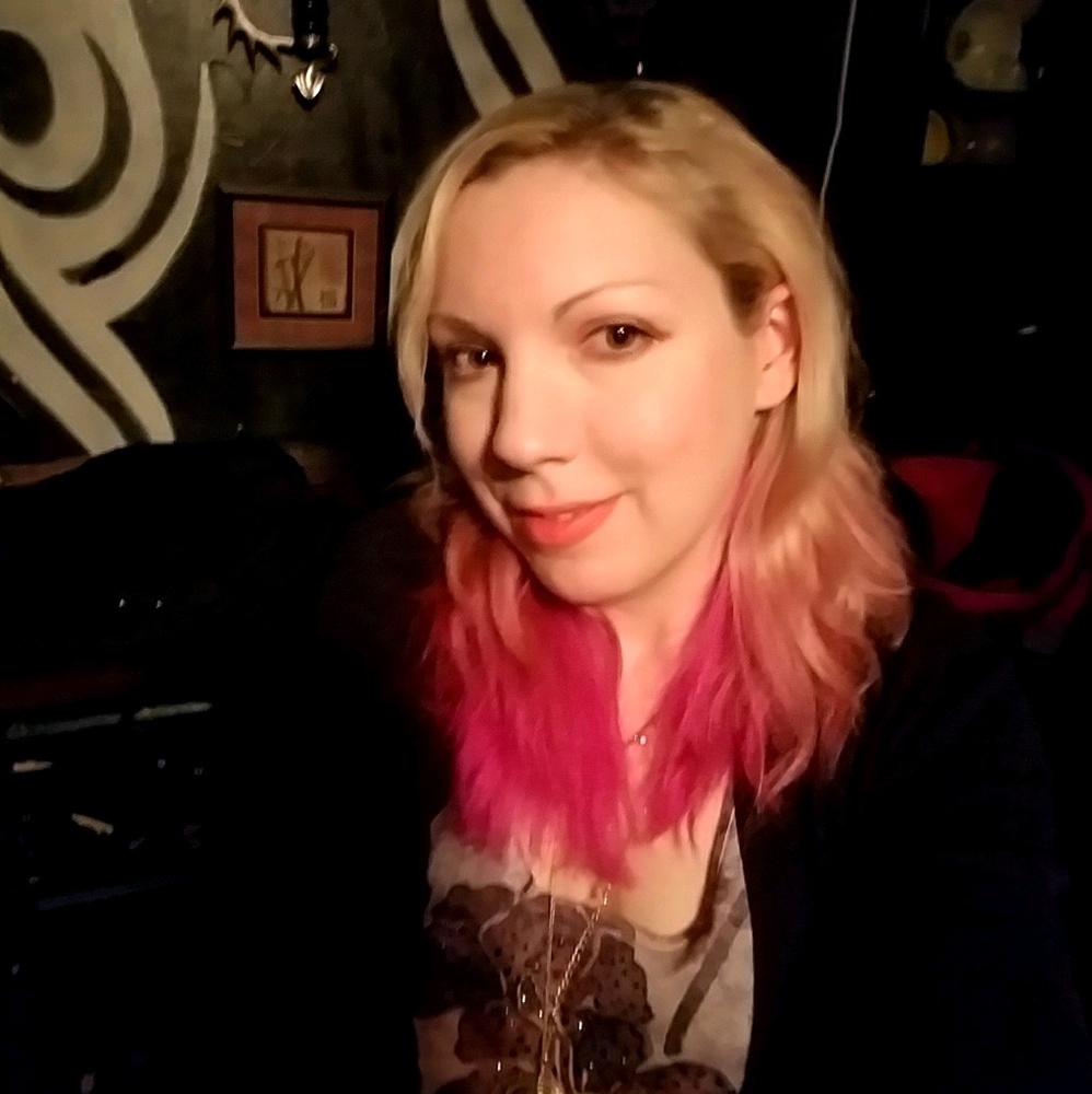 Meet your Posher, Amber