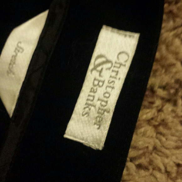 Skirts - Picture 6 of 7