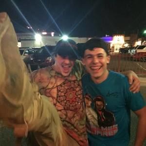 Meet your Posher, Thomas