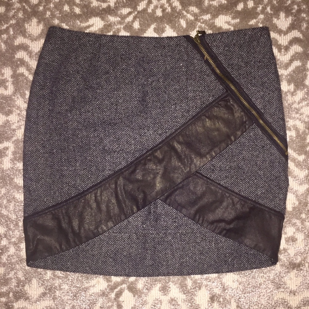 Grey & black zipper skirt