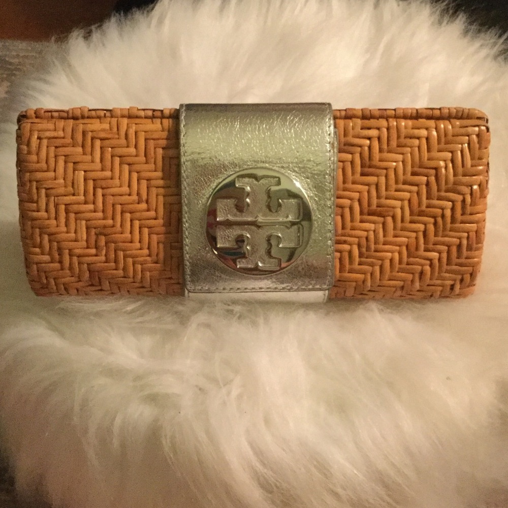Gorgeous Tory Burch Clutch