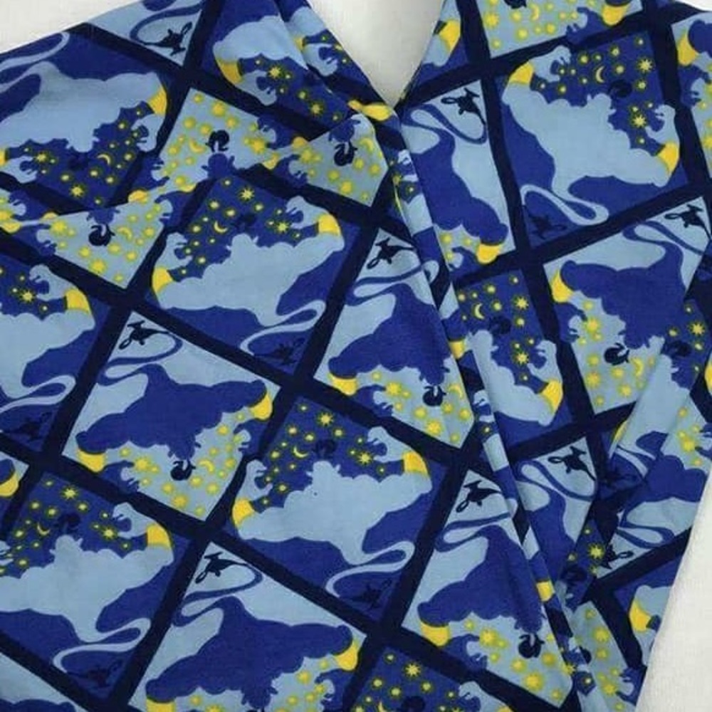 ISO these leggings in OS