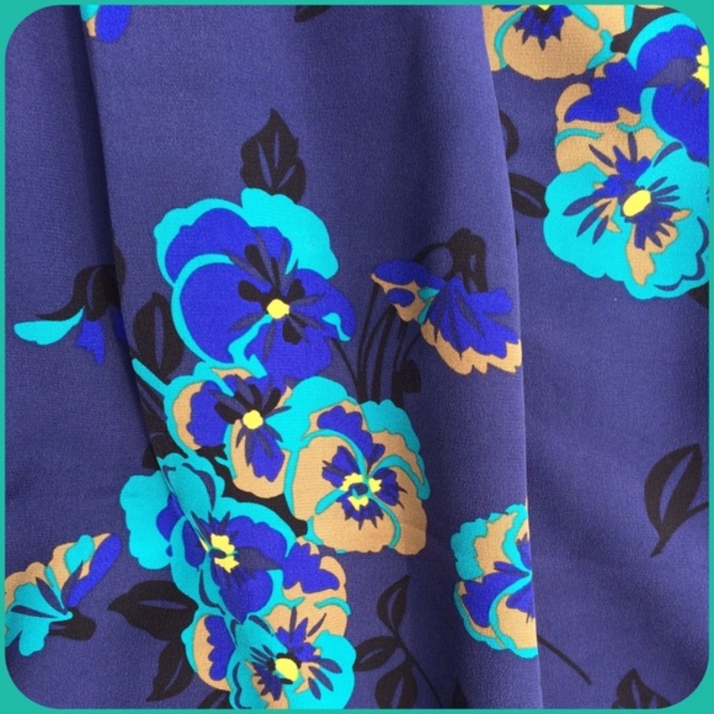 Fossil Silk Flowered Skirt - Picture 3 of 4