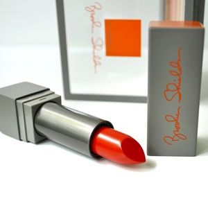 MAC × Brooke Shields Collection Excite Lipstick
