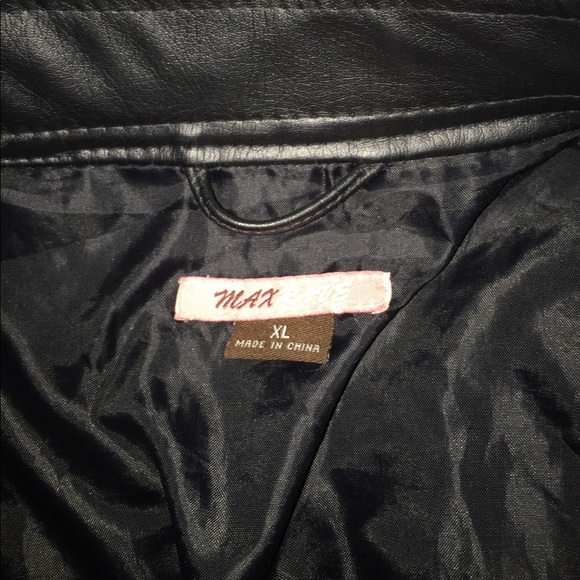 Jacket - Picture 3 of 3