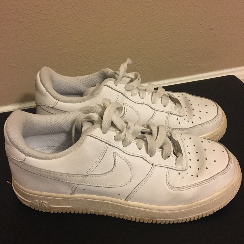 Priced to sell - Nike Air Force 1s - 5Y / 6 women