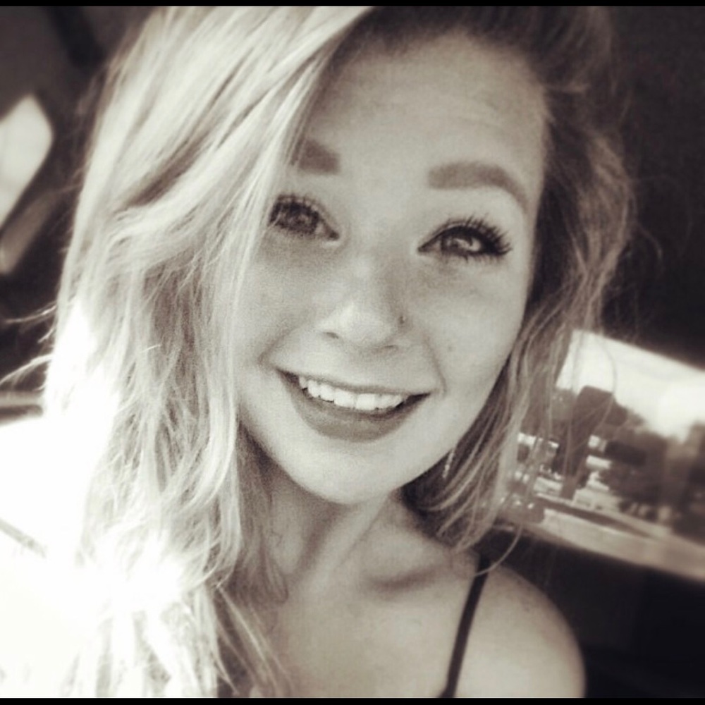 Meet your Posher, Alison