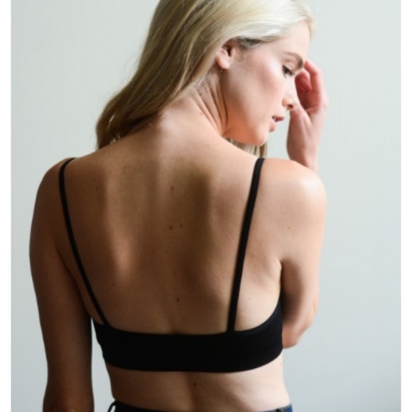 Black strappy cage bralette - Picture 2 of 2