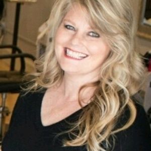 Meet your Posher, Carrie