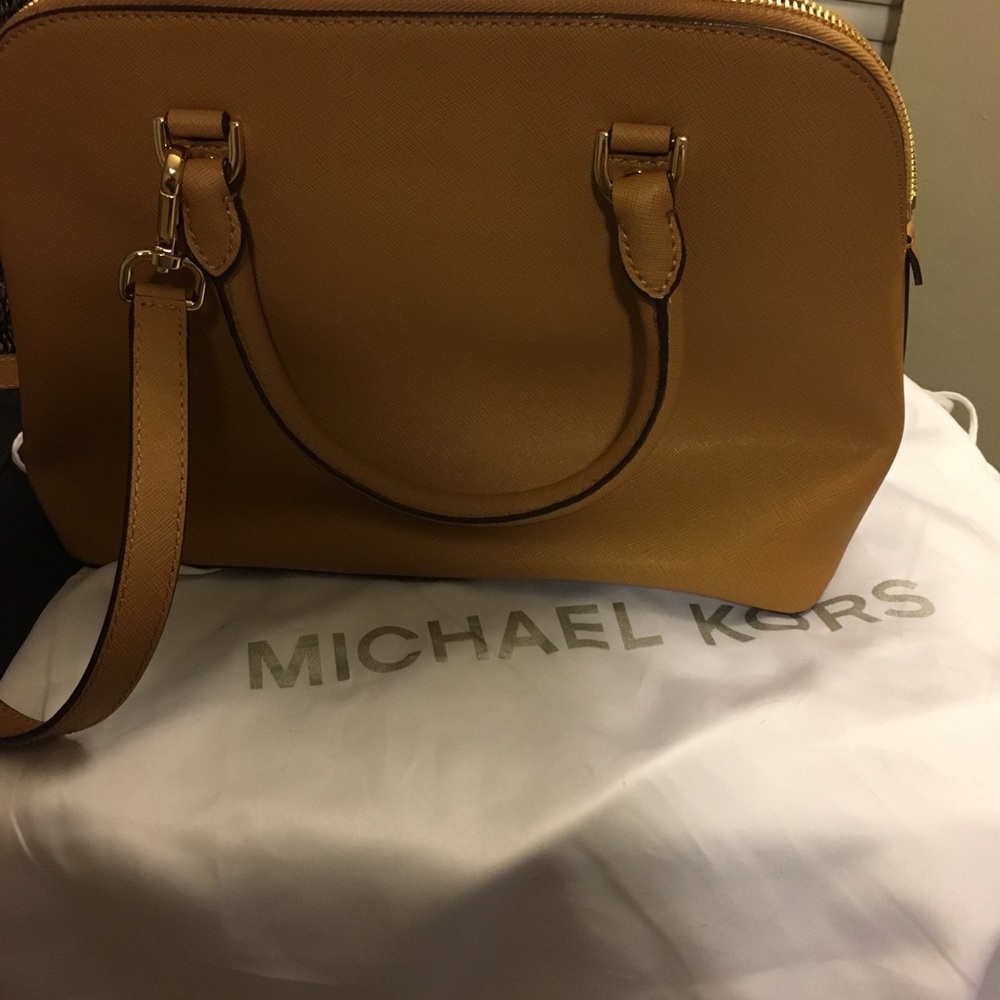 Purse - Picture 2 of 4