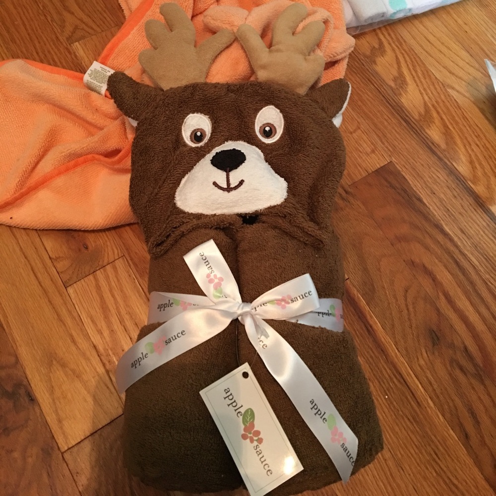 Reindeer hooded bath towel