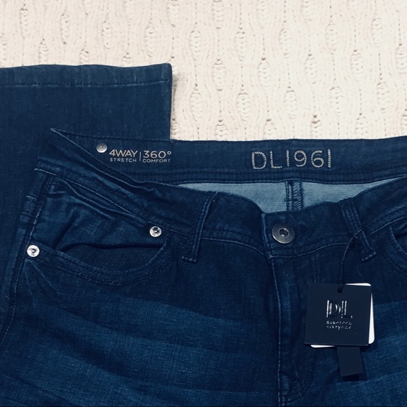 DL1961 Jennifer Bootcut Jeans - Picture 1 of 5