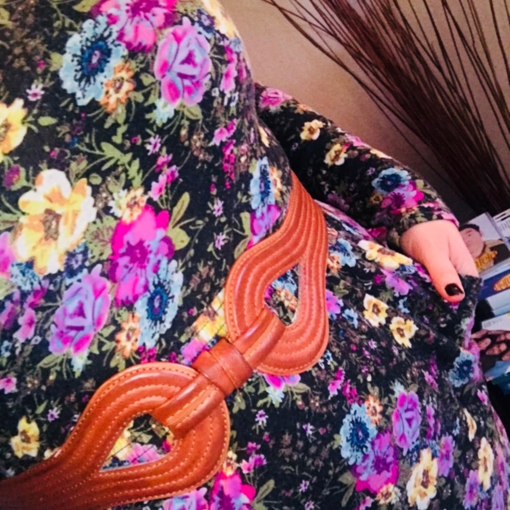 Forever21 Floral Dress with POCKETS!