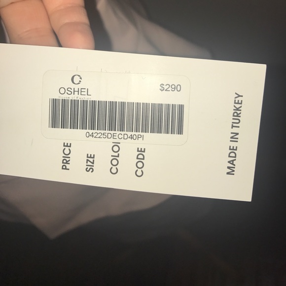 Fitted pink dress - Picture 7 of 8