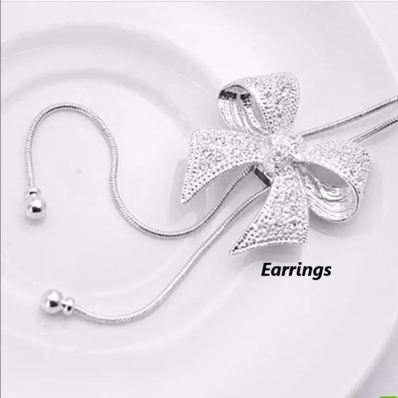 Elegant Evening and Every Day Earrings - Picture 1 of 1