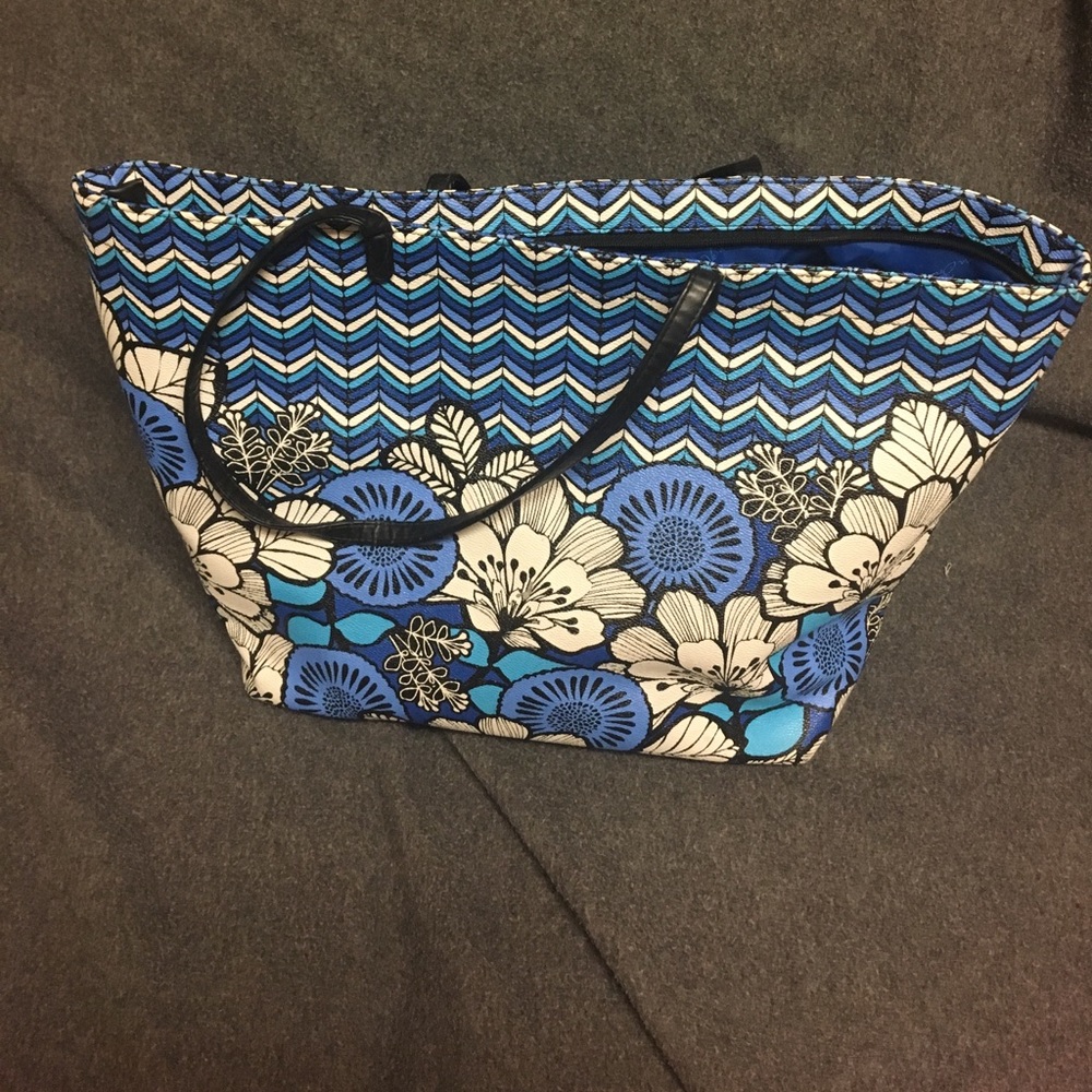 Vera Bradley Blue Bayou Pattern Play Tote