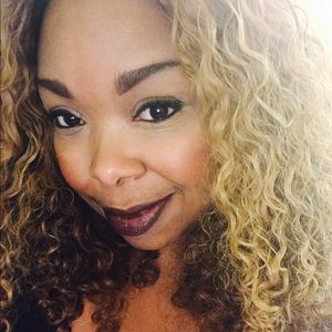 Meet your Posher, Katrina