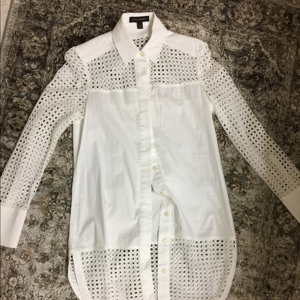 Banana Republic white top