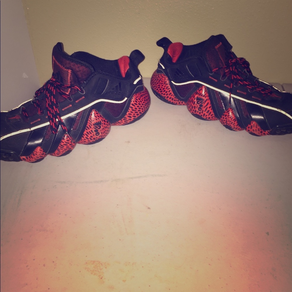 Adidas equipment shoe