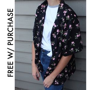🔥FREE WITH PURCHASE🔥VINTAGE Hawaiian button up