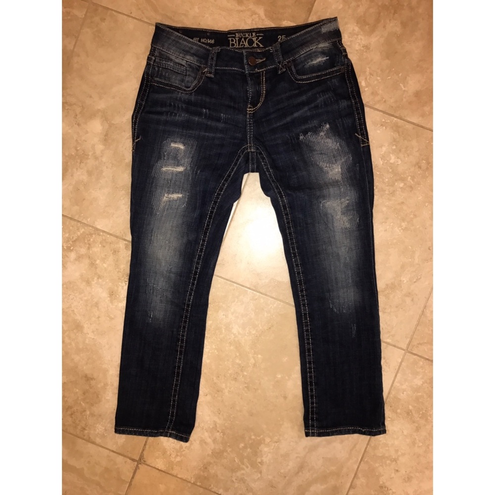 Buckle Black Crops