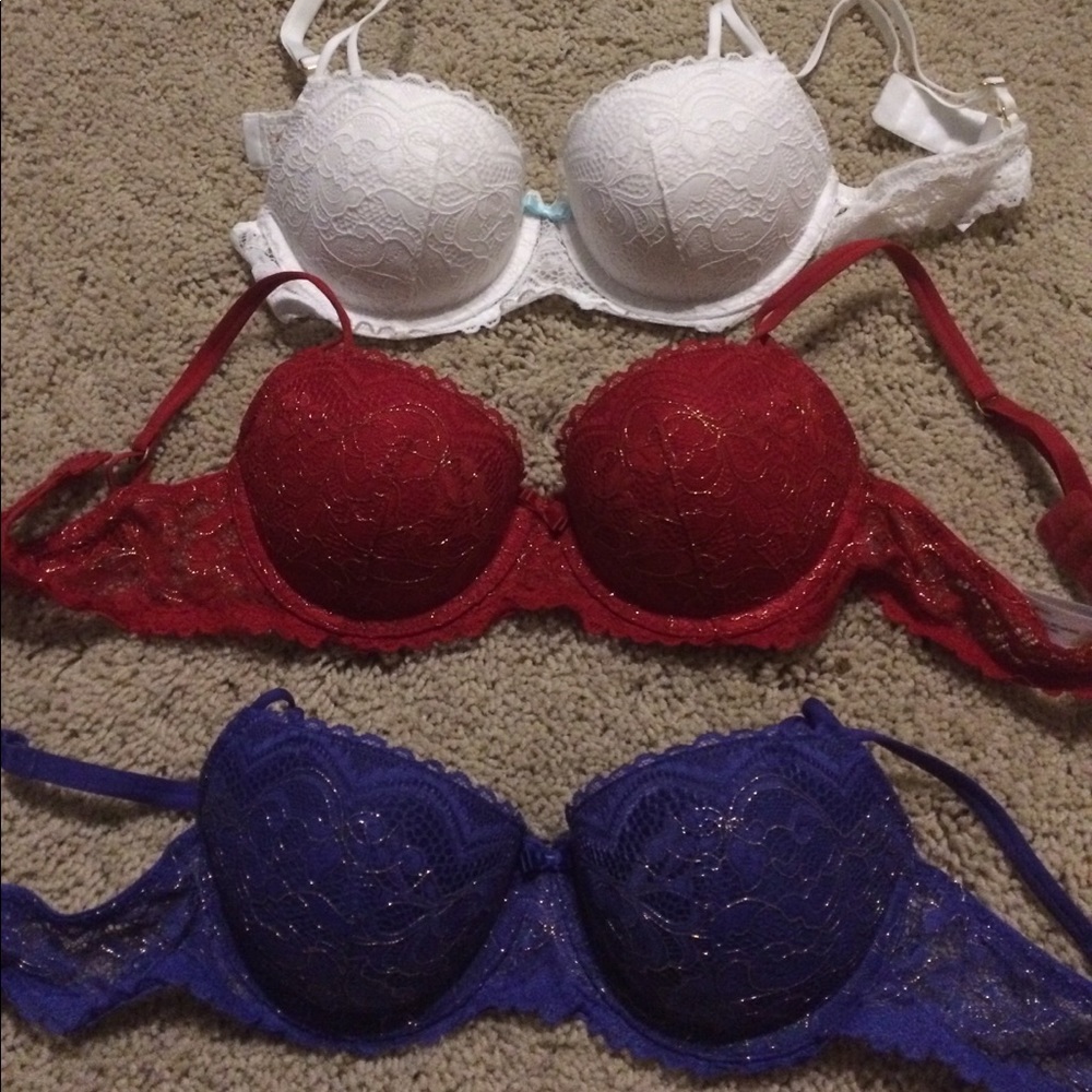 NWOT Set of 3 Bras - All Size 32A