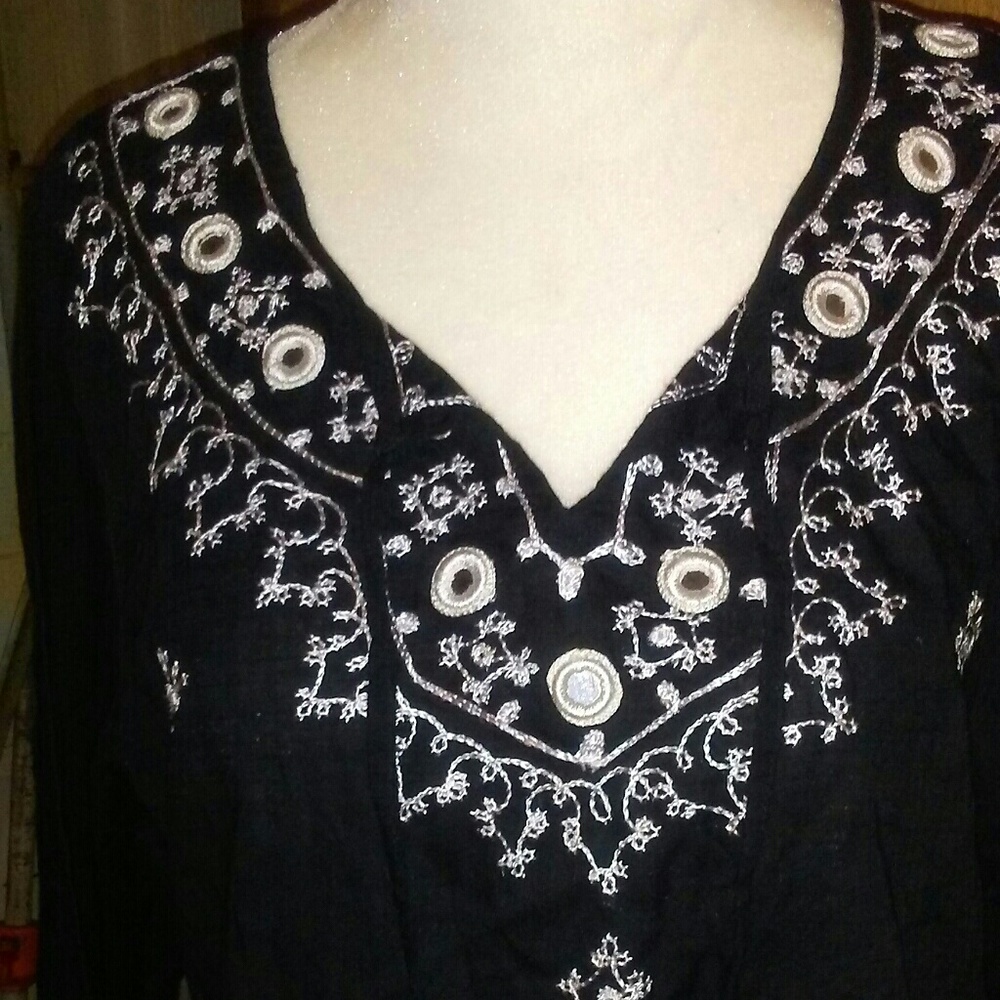 Bohemian top with white embroidery
