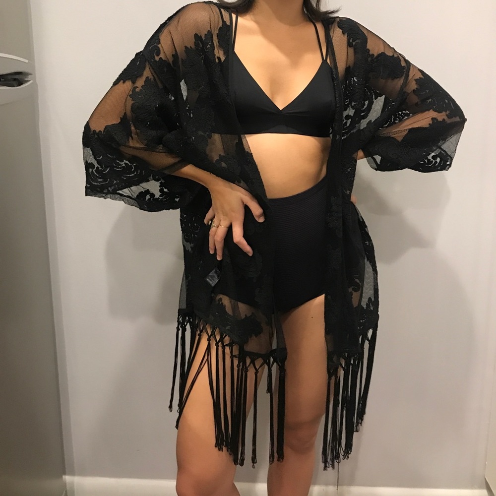 Sheer Tasseled Kimono 🎀