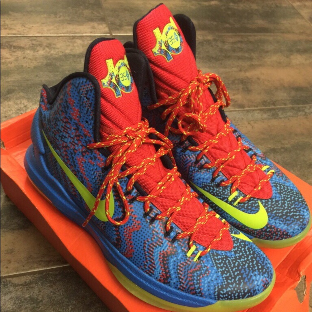 Christmas kd Vs