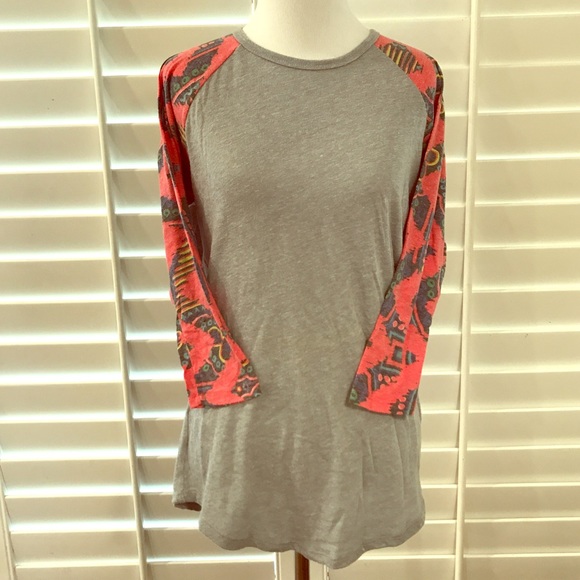 LuLaRoe Randy - Picture 1 of 3