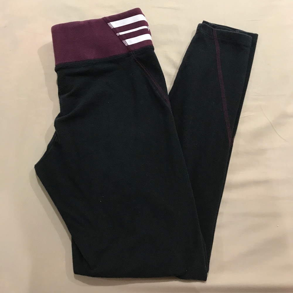 LIKE NEW Victoria's Secret leggings