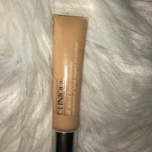 Clinique concealer
